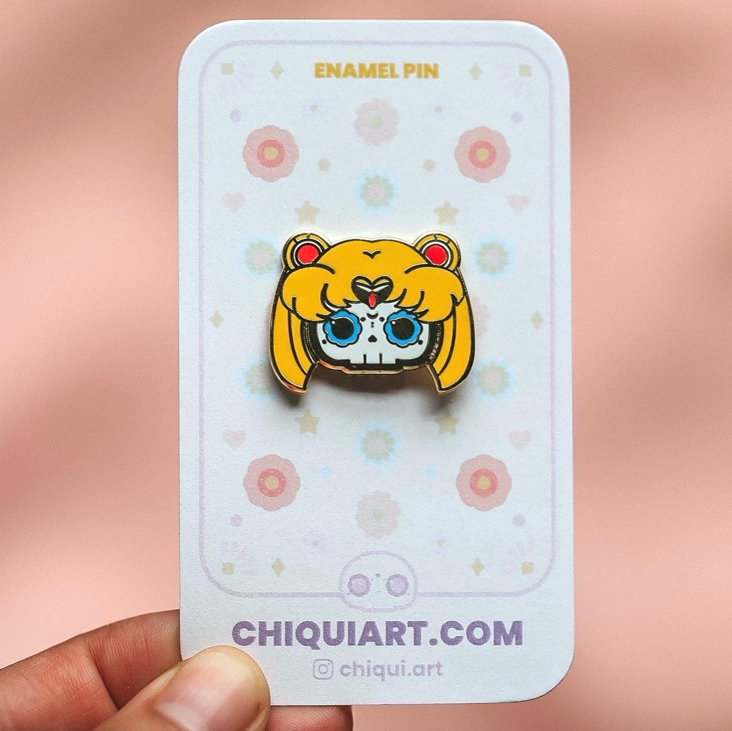 http://chiquiart.com/cdn/shop/products/SailorMoonGoldPlatedHardEnamelPin1.jpg?v=1650720289